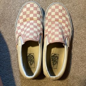 pink checkered vans